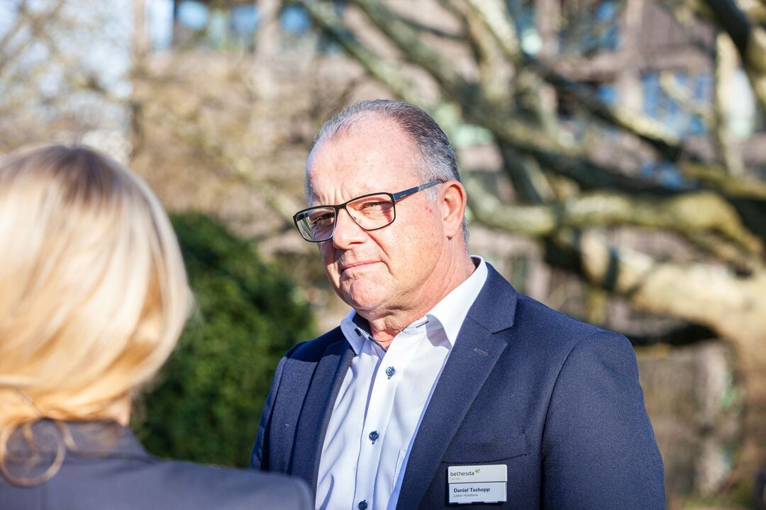 Web_Desktop-Roundtable 11-4 issnews